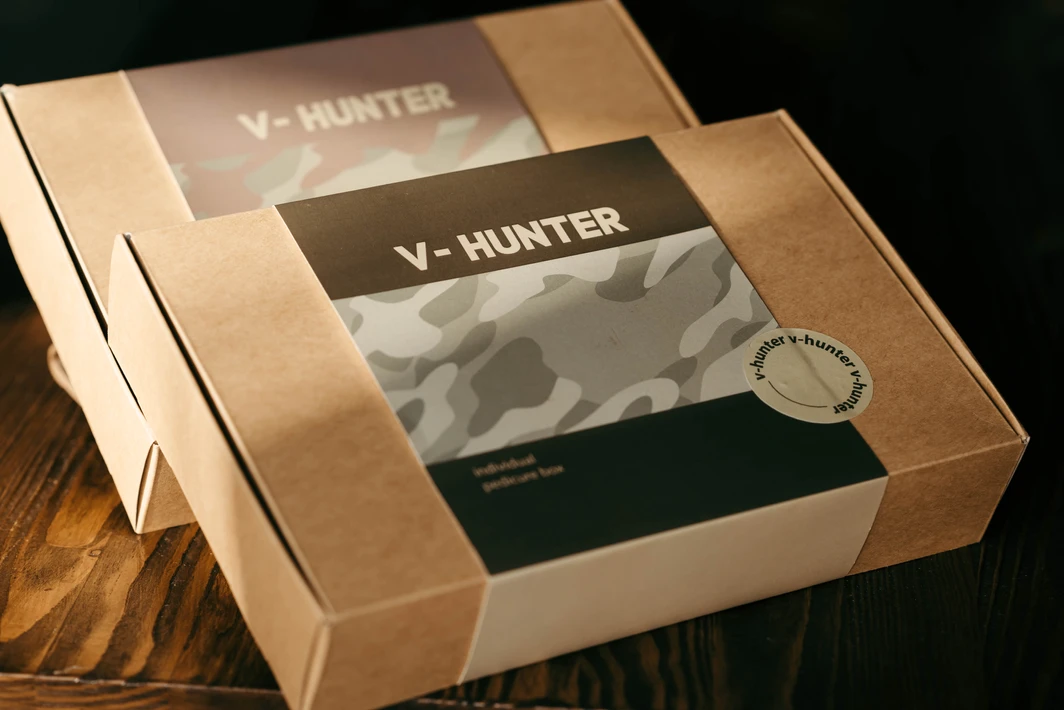 V-Hunter Packaging Design